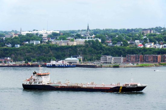 Morgan – Inset1 An oil tanker on the St. Lawrence river in front of Quebec City.